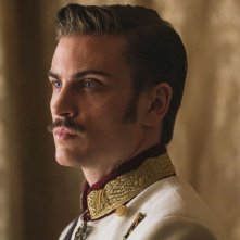 Jannik Schümann e Imperatore Francesco Giuseppe I