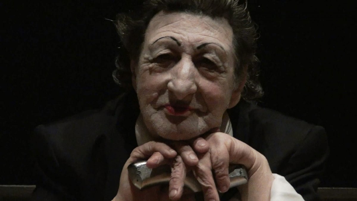 bob242 recensione il documentario di pippo delbono 232 il requiem del piccolo uomo che danzava come una farfalla