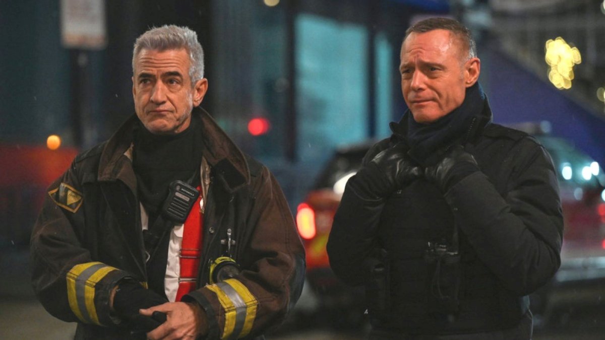 chicago fire med e pd si uniscono in una serata evento appuntamento con il crossover stasera su italia 1