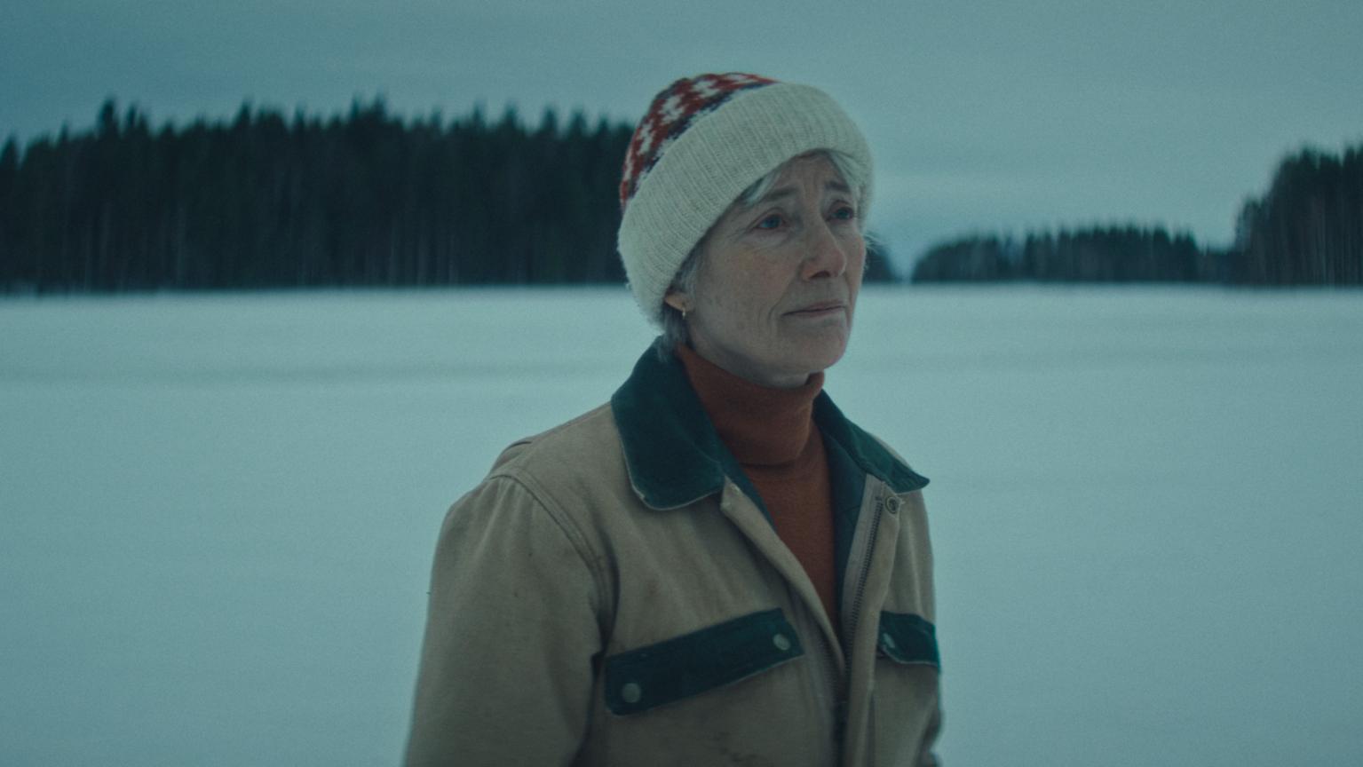 Emma Thompson circondata dalle nevi del Minnesota