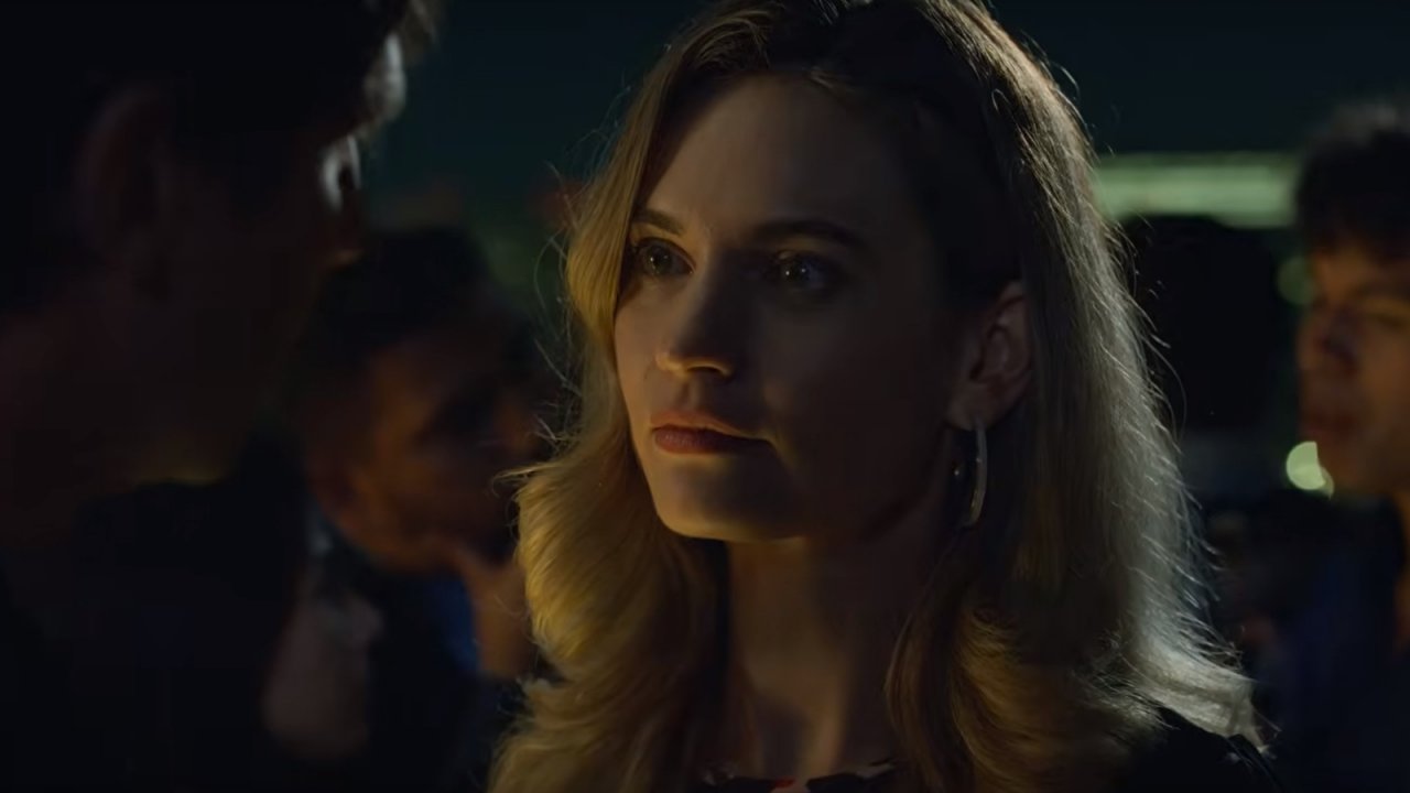 Lily James sfida Tinder nel trailer del film Swiped