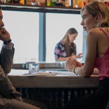 La notte arriva sempre: Vanessa Kirby e Randall Park