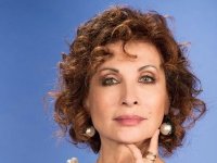 'Mara Venier è una belva, tratta male i deboli': Alda D'Eusanio scatenata sulla conduttrice di Domenica In