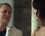 Robin Wright e Olivia Cooke una contro l'altra nel trailer ad alta tensione della serie The Girlfriend
