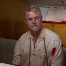 Dangerous Waters: Eric Dane in una scena