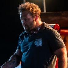 Dangerous Animals: Jai Courtney in un'immagine del film