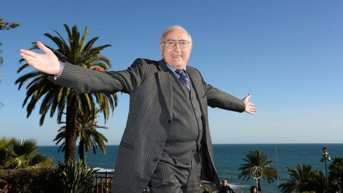 Pippo Baudo è morto: il mitico conduttore si è spento a 89 anni