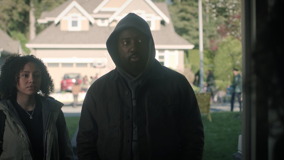 Invasion India Brown Shamier Anderson Scena Terza Stagione Serie Tv Apple Tv Plus