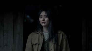 Invasion Shioli Kutsuna Sequenza Terza Stagione Serie Tv Apple Tv Plus