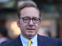 Kevin Spacey presenta il nuovo film a Venezia durante il Festival, nel cast anche Dolph Lundgren