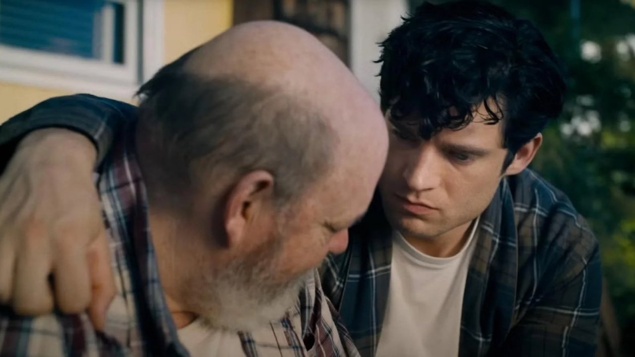 Superman: David Corenswet e Pruitt Taylor Vince in una scena