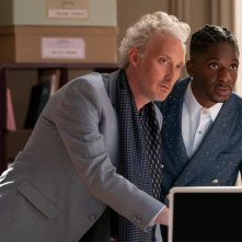 Emily in Paris: Bruno Gouery e Samuel Arnold in una foto della quinta stagione