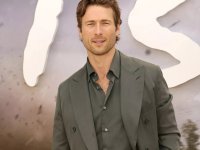 James Bond, Glen Powell si sfila dalla corsa per 007: 'Sono troppo texano'