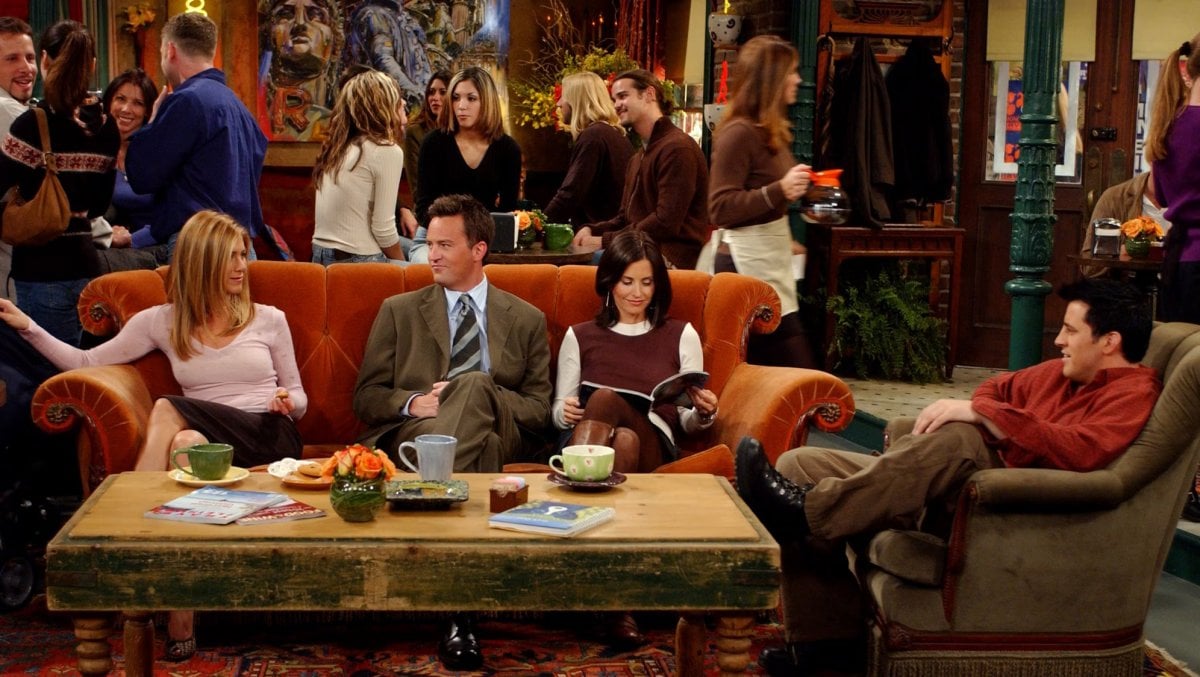 dal central perk al peach pit i migliori pub e ristoranti delle serie tv