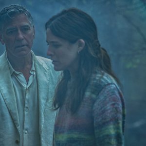 Jay Kelly: George Clooney, Riley Keough in una foto