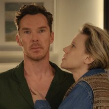 I Roses: Kate McKinnon, Benedict Cumberbatch in una sequenza