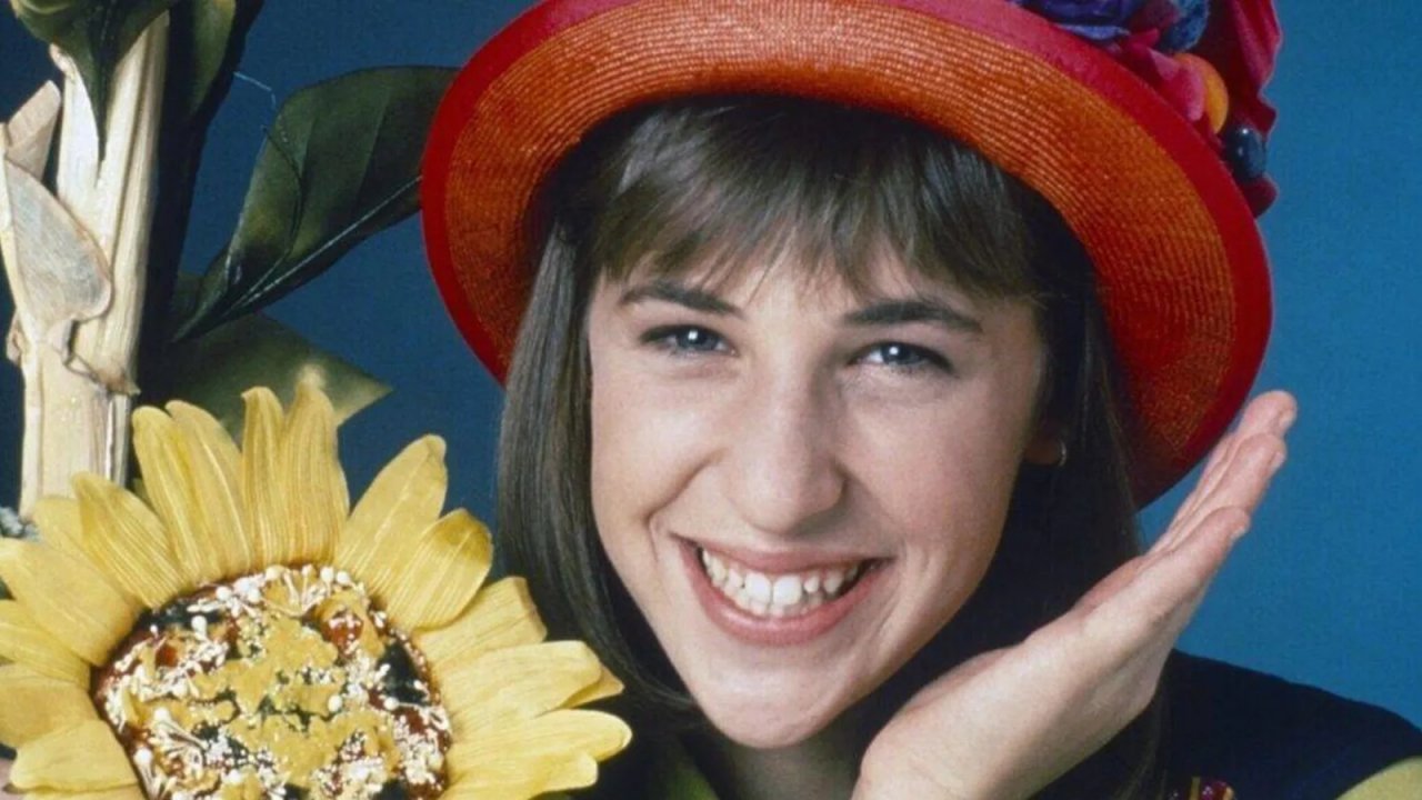 Primo piano di Mayim Bialik in Blossom