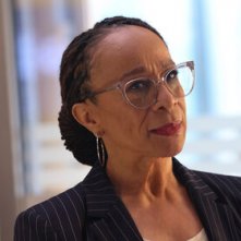S. Epatha Merkerson nel ruolo di Sharon Goodwin