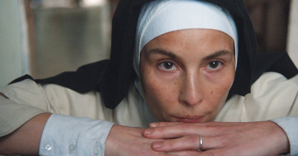 Mother Noomi Rapace Photo Credits Entre Chien Et Loup Foto