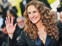 Venezia 2025, dal debutto di Julia Roberts al ritorno di Clooney ed Emma Stone: le star in arrivo alla Mostra