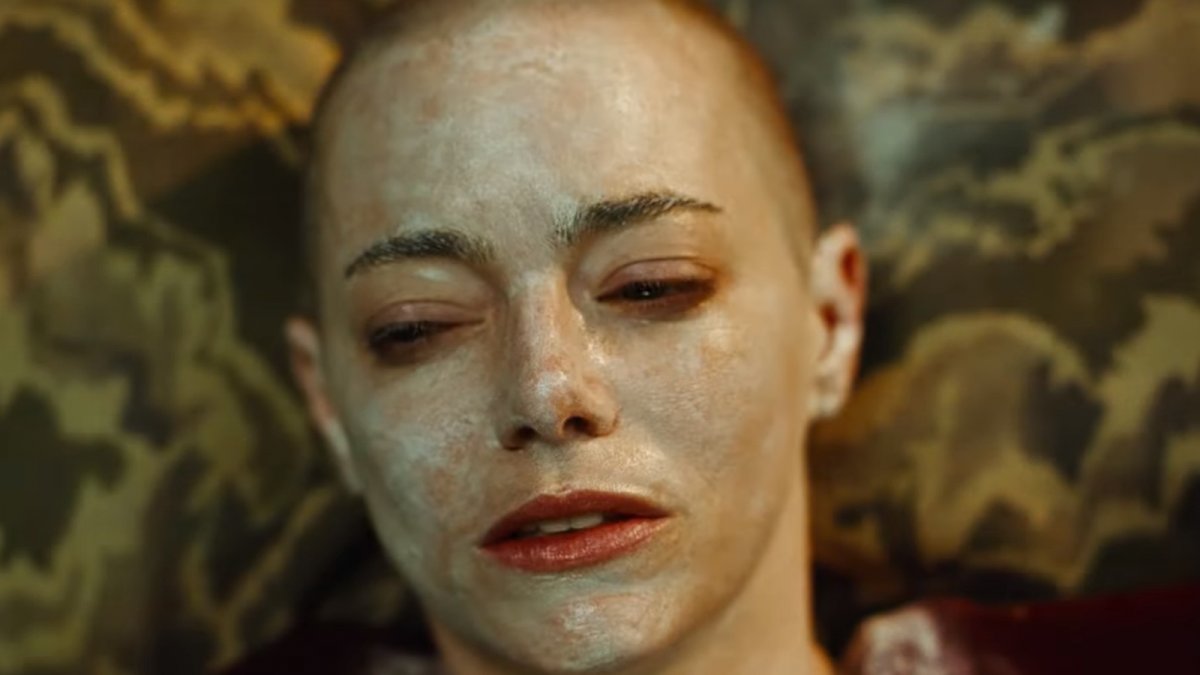 Bugonia: Emma Stone alle prese con dei rapitori nel nuovo trailer del film di Yorgos Lanthimos Bugonia: Emma Stone alle prese con dei rapitori nel nuovo trailer del film di Yorgos Lanthimos