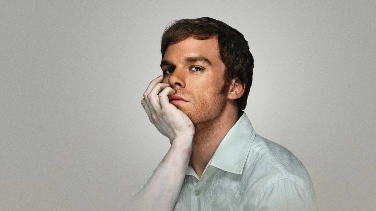 Dexter: Original Sin, dopo la cancellazione che ha fatto infuriare i fan, parte la mobilitazione online Dexter: Original Sin, dopo la cancellazione che ha fatto infuriare i fan, parte la mobilitazione online