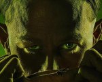 Monster 3: Charlie Hunnam svela le parole pronunciate sulla tomba del killer Ed Gein a fine riprese
