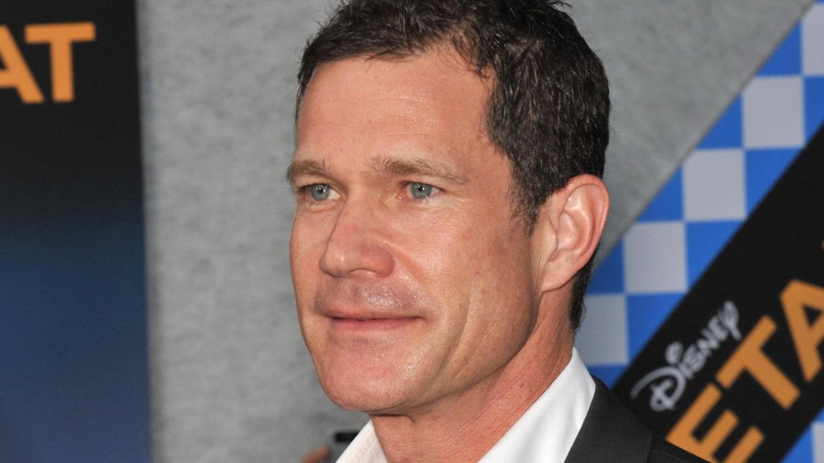 dylan walsh la star di nip tuck ha avuto un ictus prima dell8217incidente d8217auto