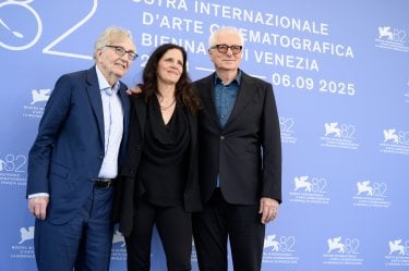 Cover Up Photocall Venezia 82 Sm Hersh L Poitras M Obenhaus