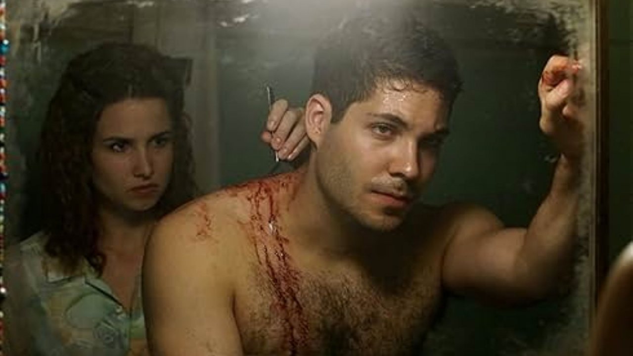 Piroska Móga e  Bence Szalay in The Whiskey Bandit