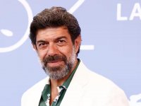 Pierfrancesco Favino 'maestro' di tennis a Venezia: 'Un film su Sinner? Bella idea, ma scordatevi che sia io'