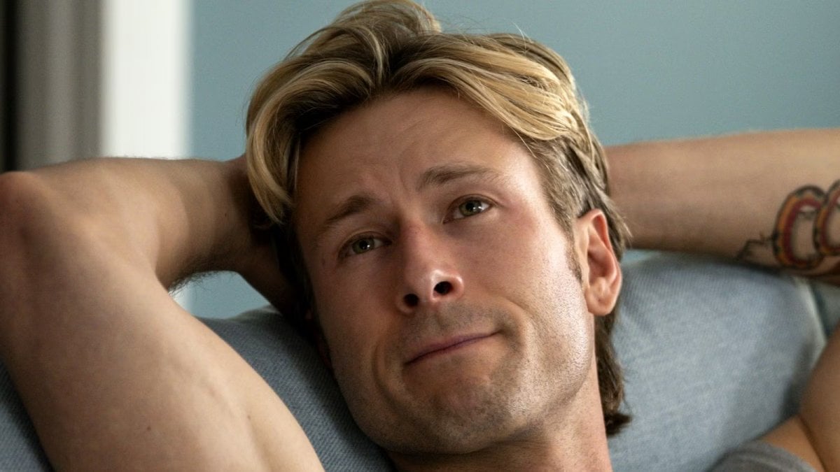 Glen Powell è un atleta sotto copertura nel primo trailer della nuova commedia sportiva Chad Powers Glen Powell è un atleta sotto copertura nel primo trailer della nuova commedia sportiva Chad Powers