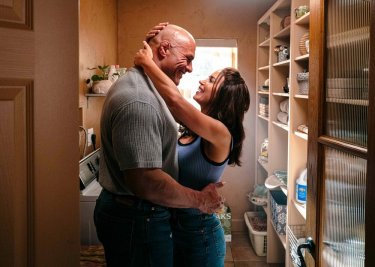 The Smashing Machine Dwayne Johnson Emily Blunt Scena