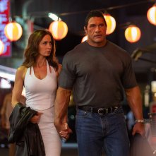The Smashing Machine: Dwayne Johnson con Emily Blunt in una foto