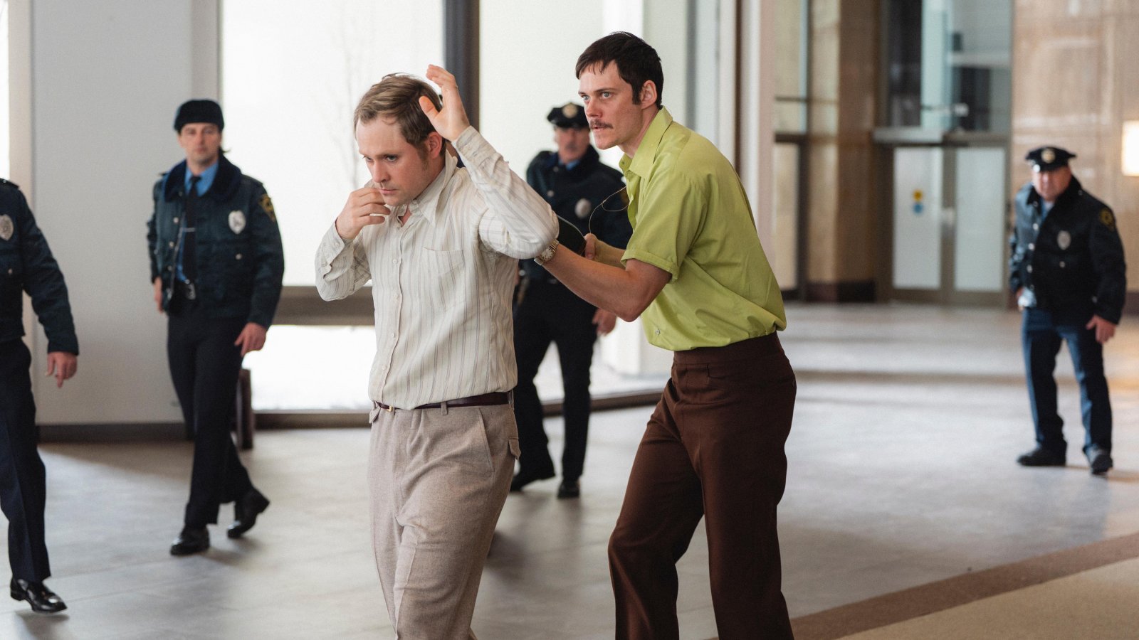 Una scena del film Dead Man’s Wire