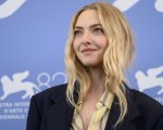 Amanda Seyfried, il consiglio alla regista per The Testament of Ann Lee:  'Ho spinto per un'attrice inglese'