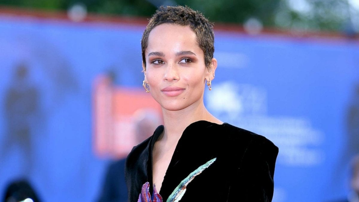 Zoë Kravitz contro Friends: "Battute a scapito delle minoranze è pazzesco" Zoë Kravitz contro Friends: "Battute a scapito delle minoranze è pazzesco"