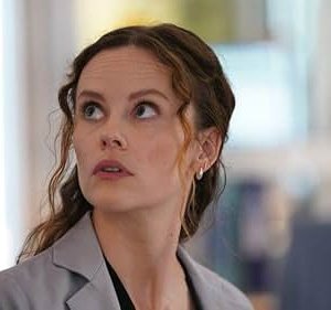 Sarah Ramos: Caitlin Lenox