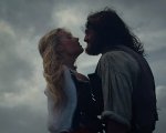 Margot Robbie e Jacob Elordi travolti dalla passione nel primo trailer di Cime Tempestose