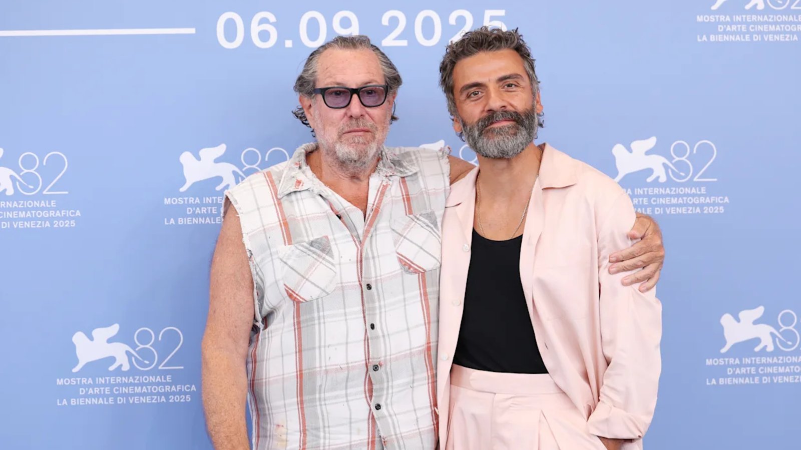 Julian Schnabel e Oscar Isaac a Venezia 2026