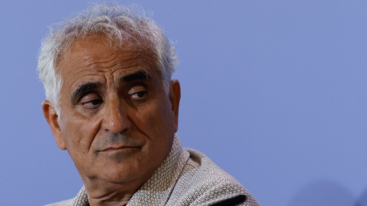 Leonardo di Costanzo nella conferenza stampa