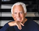 Addio a Giorgio Armani: lo stilista che ha vestito Hollywood e cambiato la moda per sempre