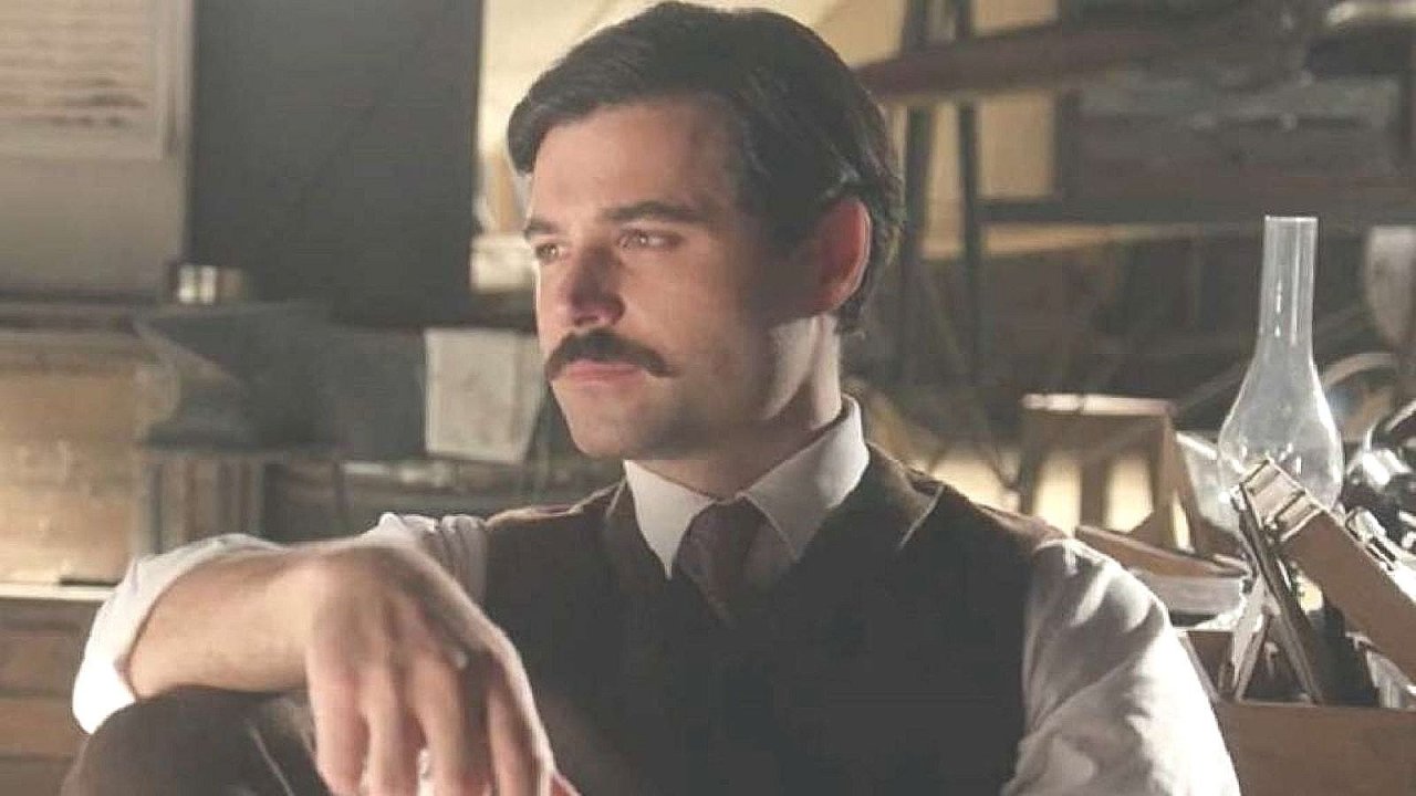 Manuel De Luján interpretato da Arturo García Sancho