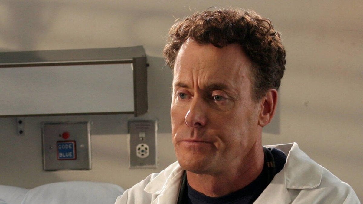 Scrubs, John C. McGinley torna a indossare il camice del Dr. Cox per il reboot Scrubs, John C. McGinley torna a indossare il camice del Dr. Cox per il reboot