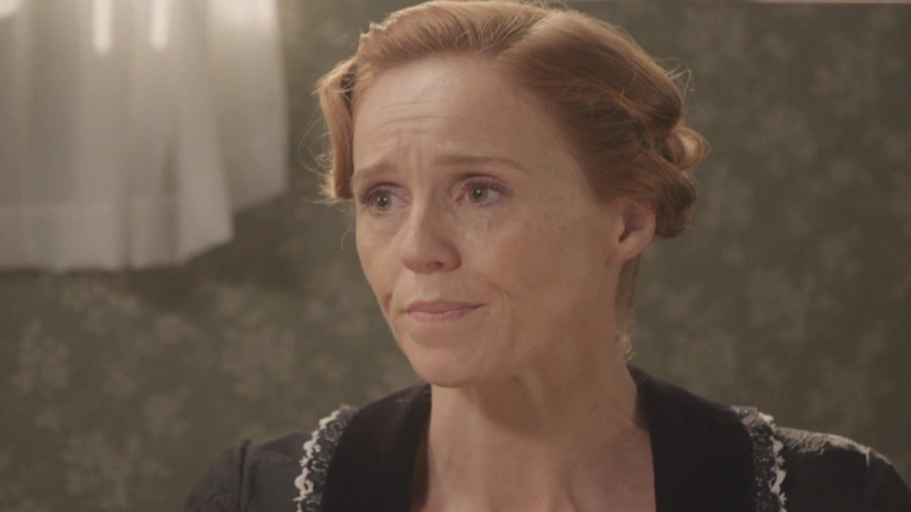 Pía interpretata da María Castro