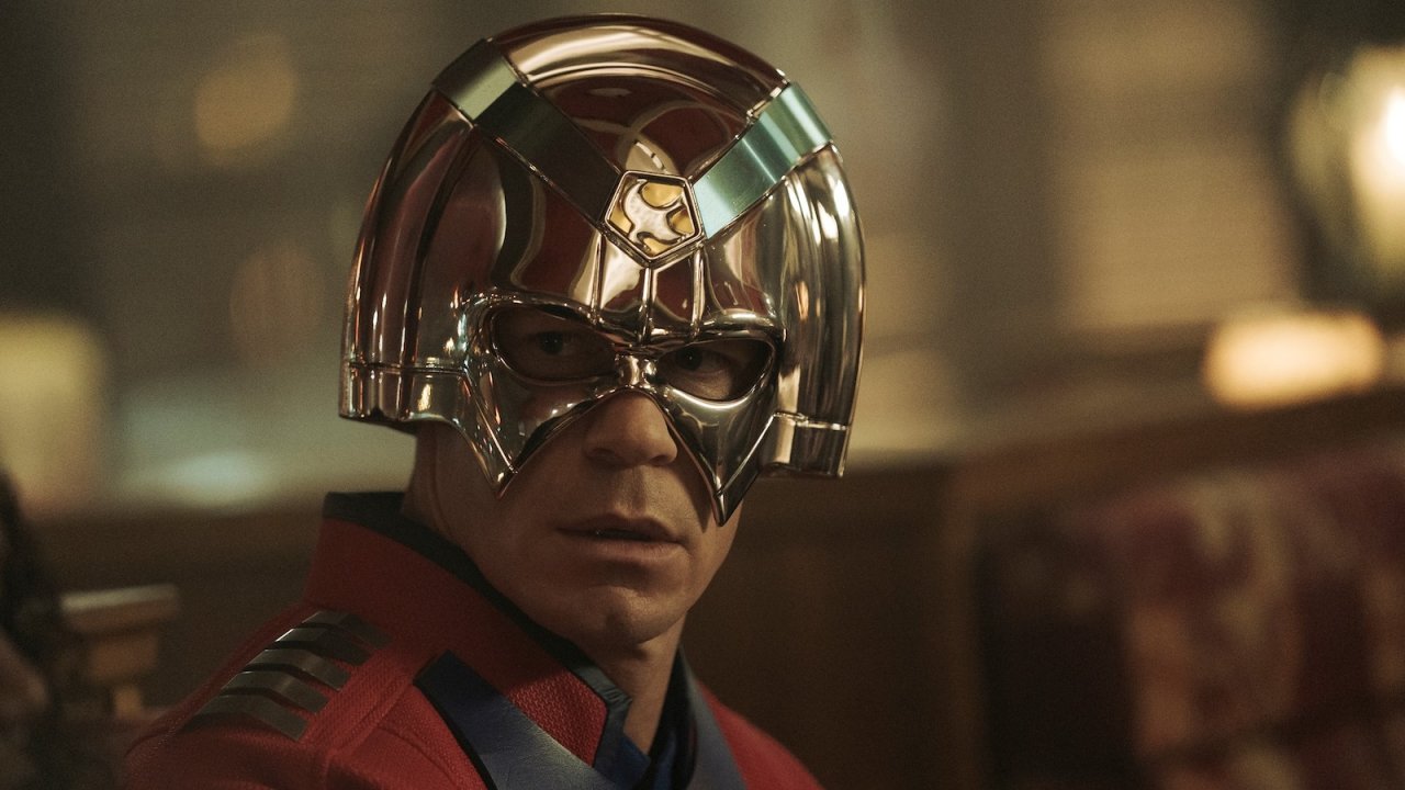 John Cena è Peacemaker in un'immagine