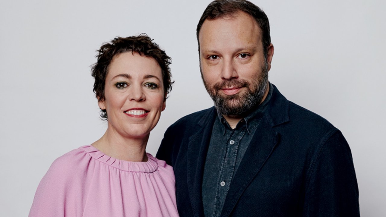 Una foto di Olivia Colman e Yorgos Lanthimos