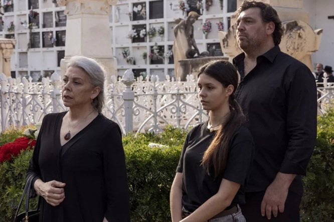 Due Tombe Scena Serie Tv Netflix