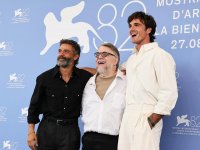 Frankenstein, Guillermo del Toro subito convinto da Jacob Elordi: 'Non ero intimorito dalla sua bellezza'