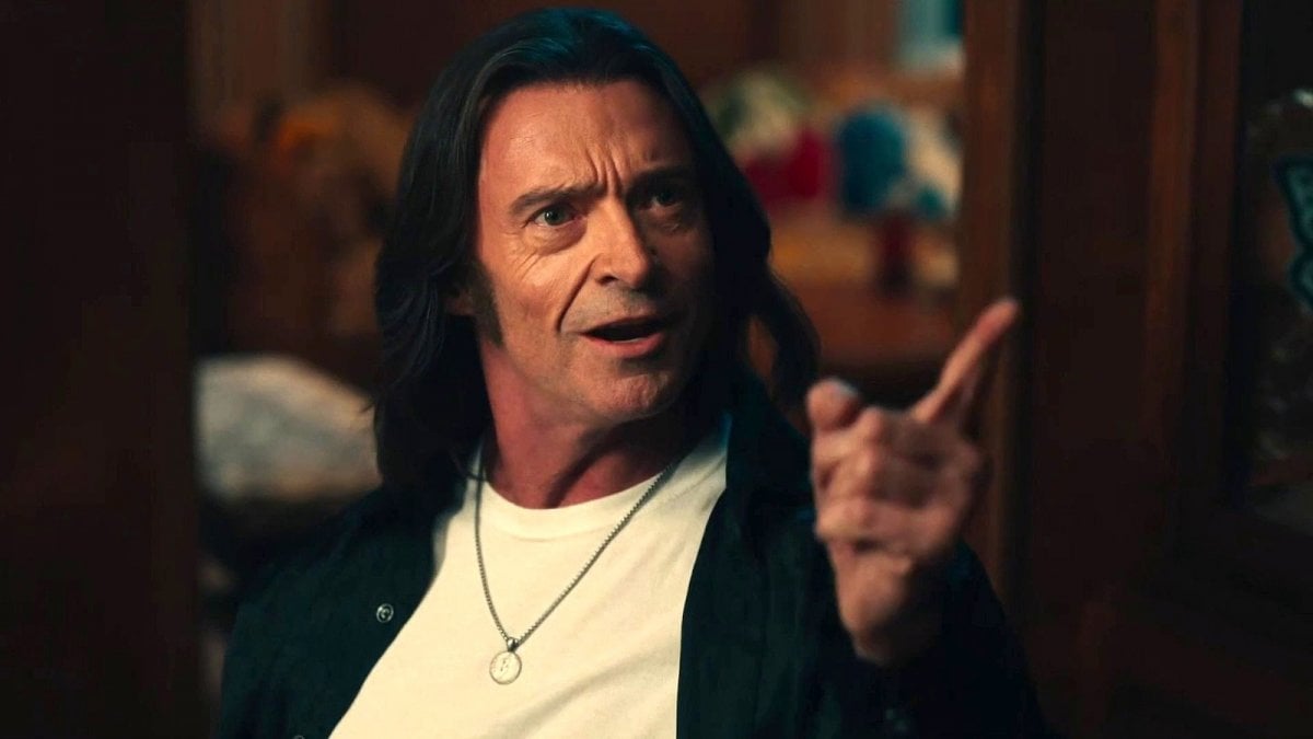 Hugh Jackman capellone innamorato di Neil Diamond nel trailer di Song Sung Blue Hugh Jackman capellone innamorato di Neil Diamond nel trailer di Song Sung Blue